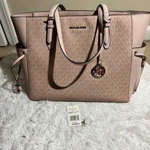 Michael Kors Large Gilly tote- Pink